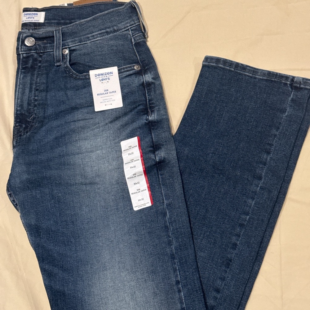 😊Men’s new with tag Levi’s jeans